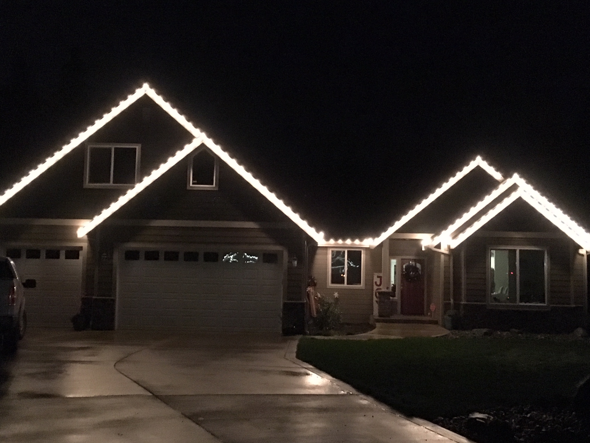 Christmas Lights | First Response Exterior Detailing LLC