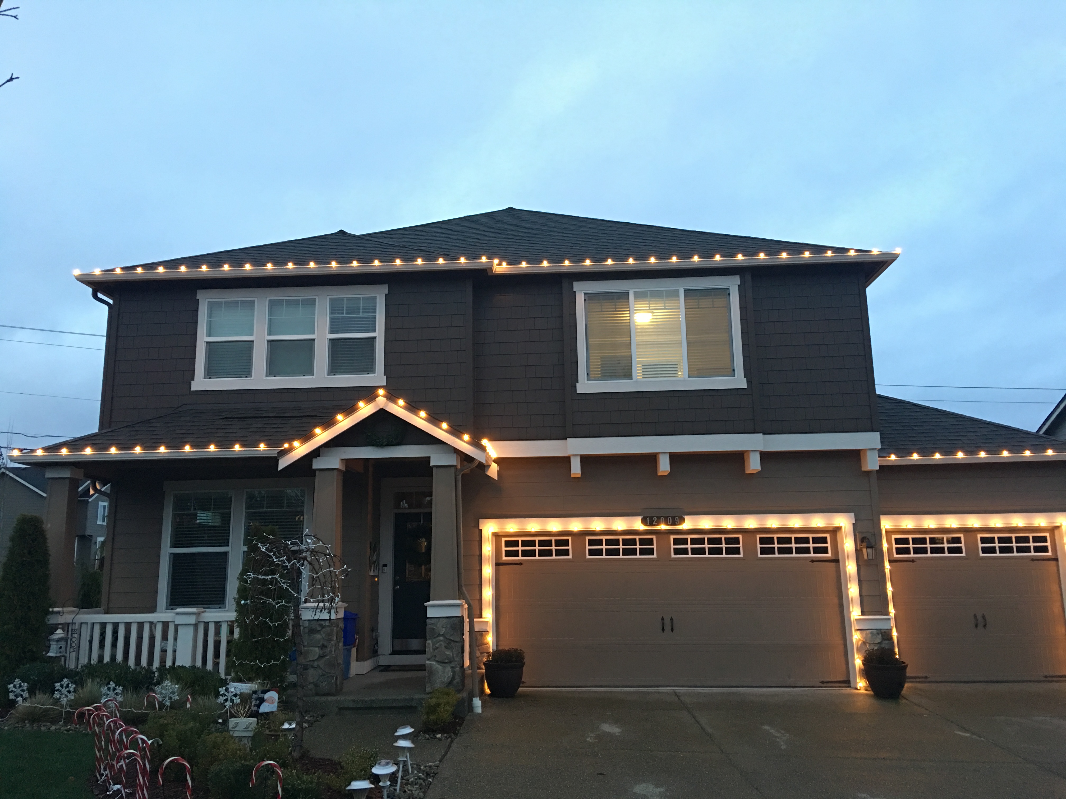 Christmas Lights | First Response Exterior Detailing LLC